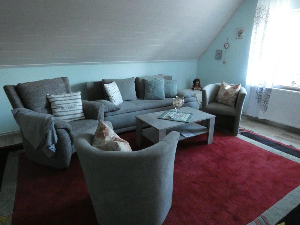 Ferienwohnung Am Schloss 라우터스타트스타벤하겐 외부 사진
