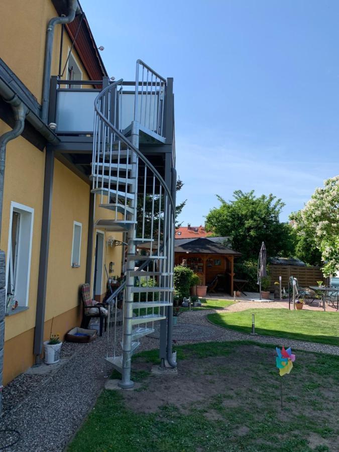 Ferienwohnung Am Schloss 라우터스타트스타벤하겐 외부 사진
