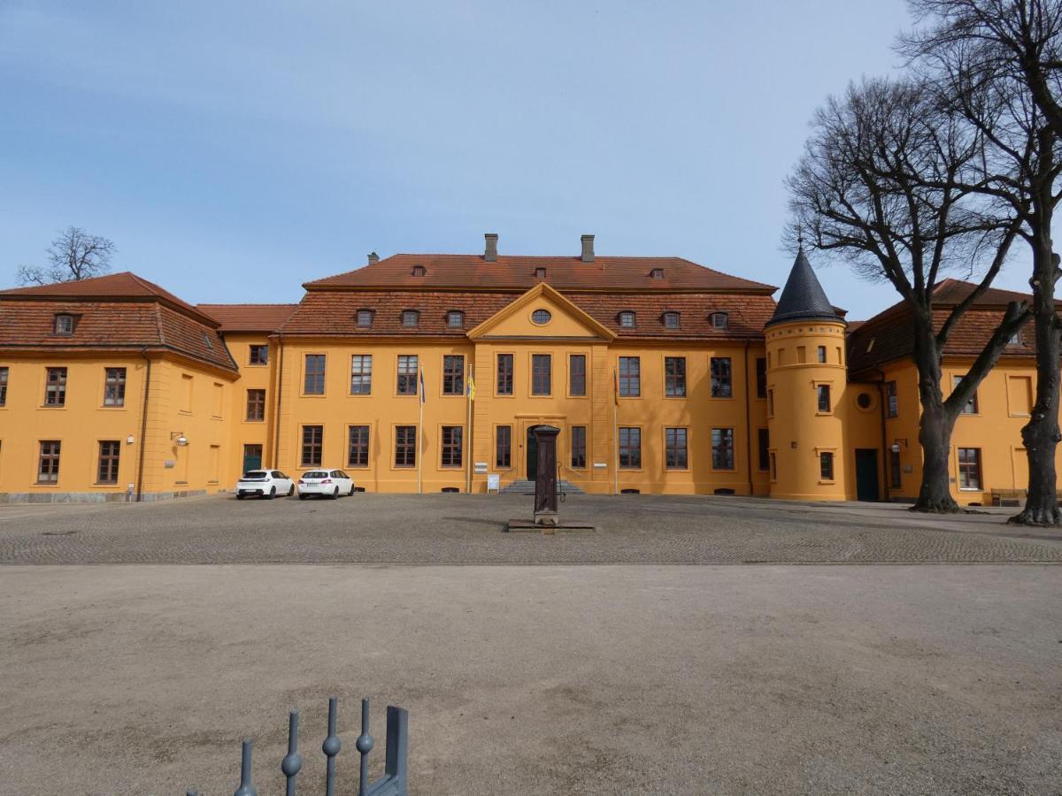 Ferienwohnung Am Schloss 라우터스타트스타벤하겐 외부 사진